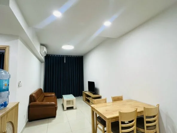 cho thuê căn hộ 2PN khu Emerald Celadon City. 63m2 có nội thất