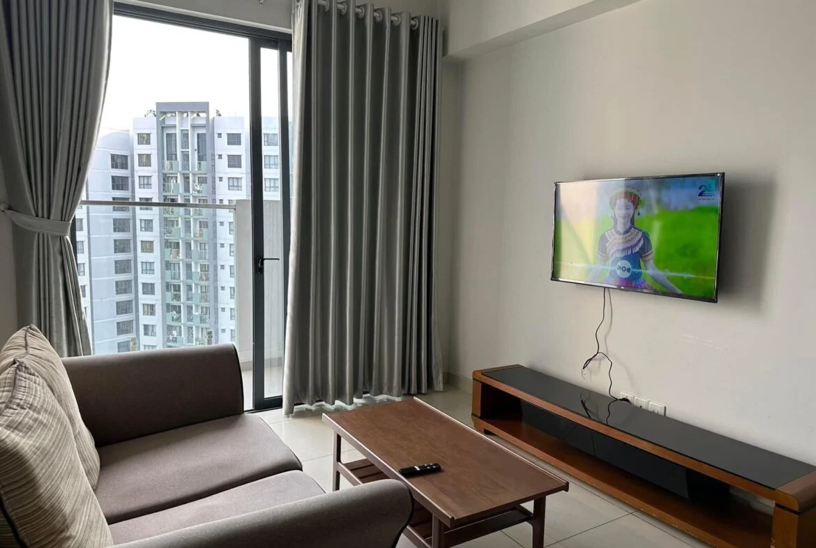 Cho thuê căn hộ chung cư Emerald Celadon Tân Phú, diện tích 71m2 bao gồm 2PN - 2WC. Căn hộ đã làm đầy đủ nội thất